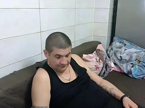 SpartacusDaddy48 webcam