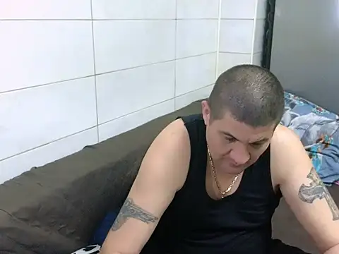 SpartacusDaddy48 webcam