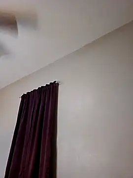 AmethystFoxx webcam