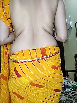 Fair-magic-woman webcam