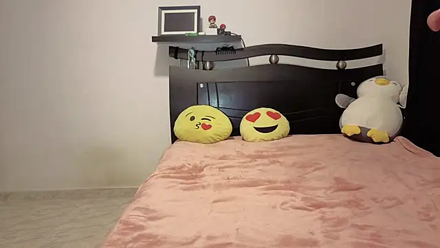 MiaKimky webcam