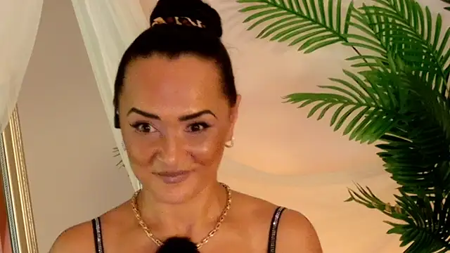 MelanieRoyale webcam