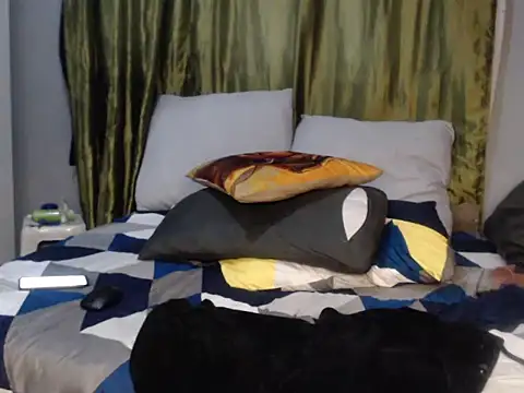 Foxybrownxx1 webcam