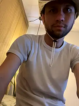 Michaell_Spinelly webcam
