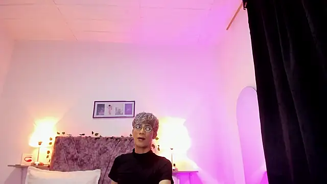 Cooperrosscute233 webcam