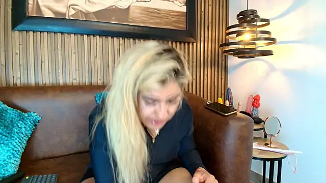 AdharaSmithh webcam