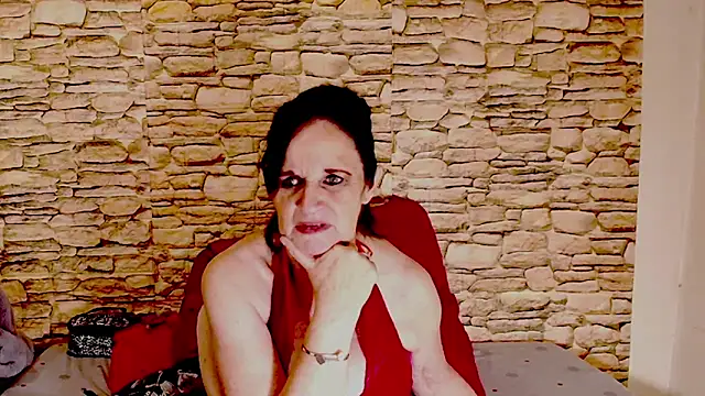 LuciousGrace webcam