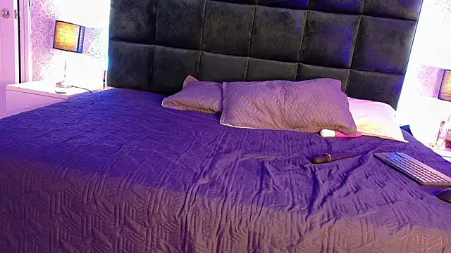 BeccaReedd webcam
