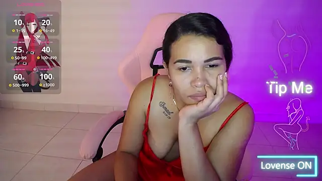 sexymoreniita webcam
