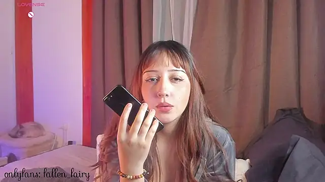 HeyTati webcam