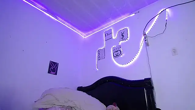 kattypeach1 webcam