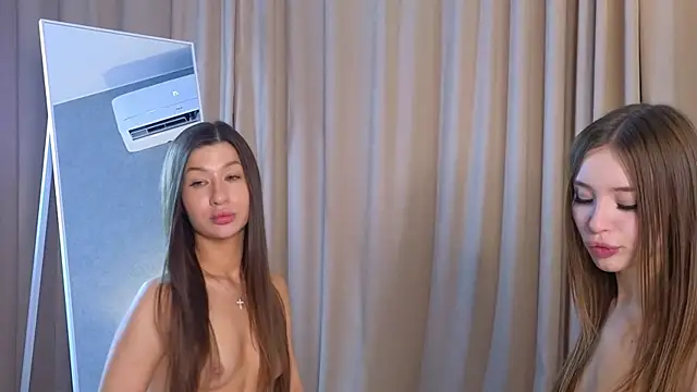 SweetyLali webcam