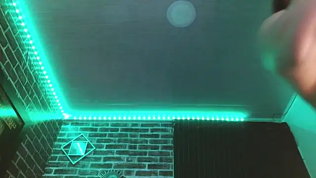 jordan_black_bicock_ webcam