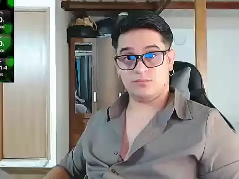 Colin_lewissss webcam