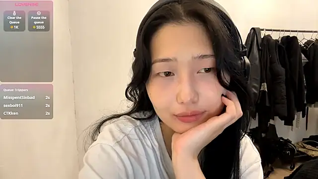 sary_flame webcam