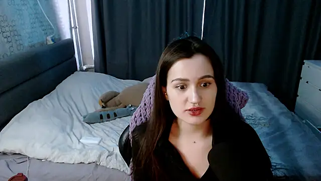 naked video chat KiraYammy