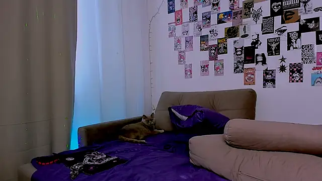 LadyTrep webcam