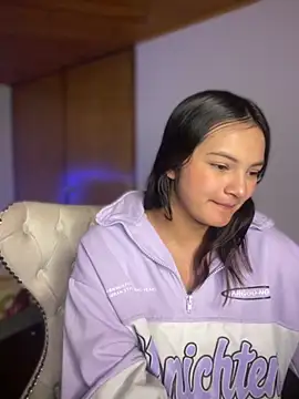 Cami18_pinkk webcam