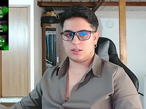 Colin_lewissss webcam