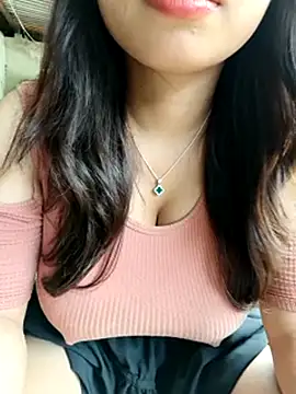 Rubyy_Nk webcam