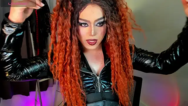 DominaAurumXXX webcam