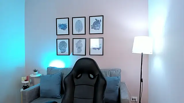 nina__dixon webcam