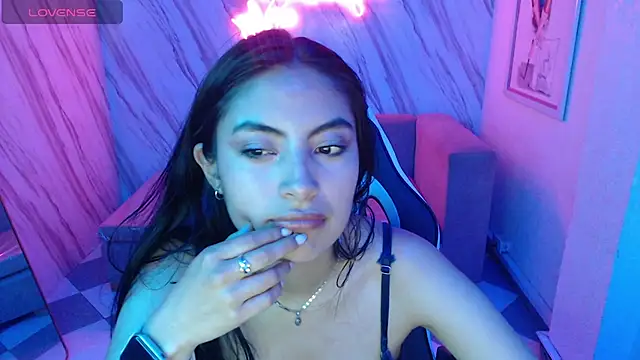 Ateneha_b webcam