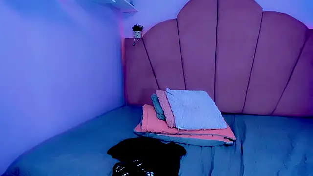 samantha_brucess webcam