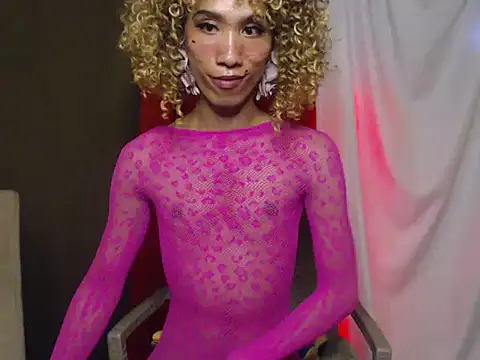 miss_sashi webcam
