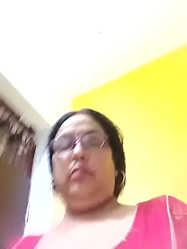 Kiyara8 webcam
