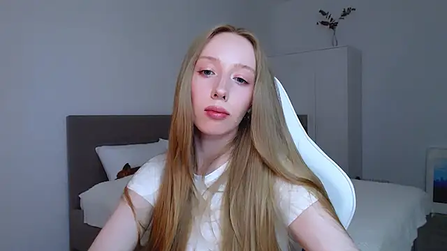 Luna_insniity webcam
