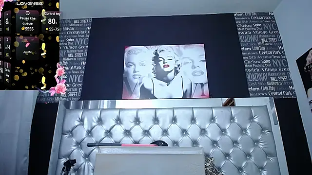 _nicolehotshemale webcam