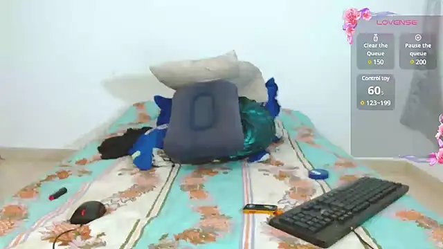 sexyparadisegine webcam