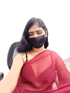 Lucky-Deepthi webcam