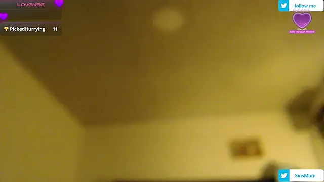 MARIELSINS_1111 webcam