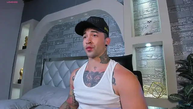 Mathew_Colt webcam