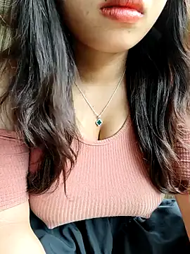 Rubyy_Nk webcam
