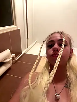 Katherinabby33 webcam