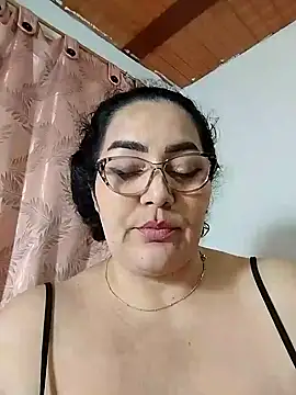 BBW_CandyPlumQueen webcam