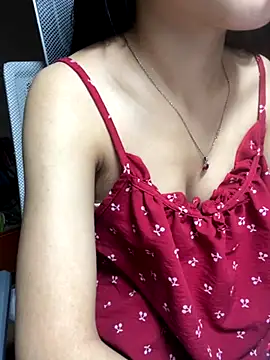 Mina048 webcam