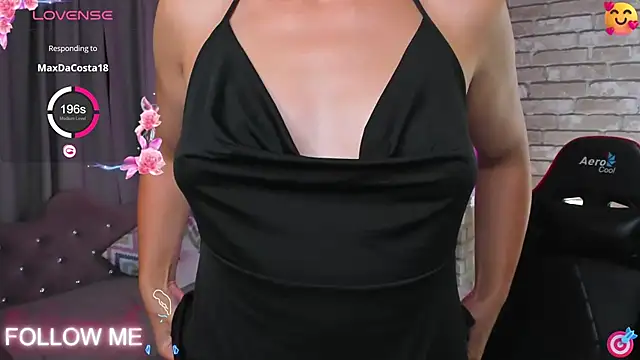 SarahCoksss webcam