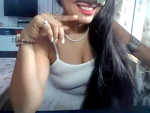 yourradhika webcam