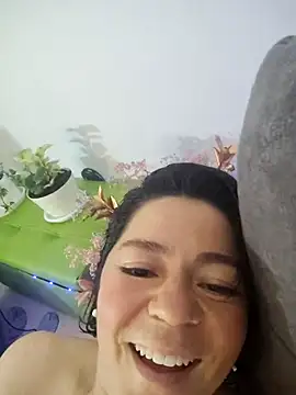clavelitored webcam
