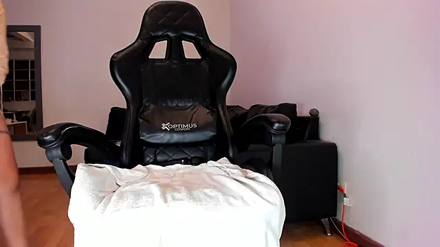 CamiGingerxx webcam