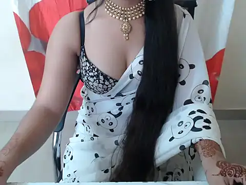 anika_bold webcam