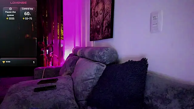 Charlee_pink webcam
