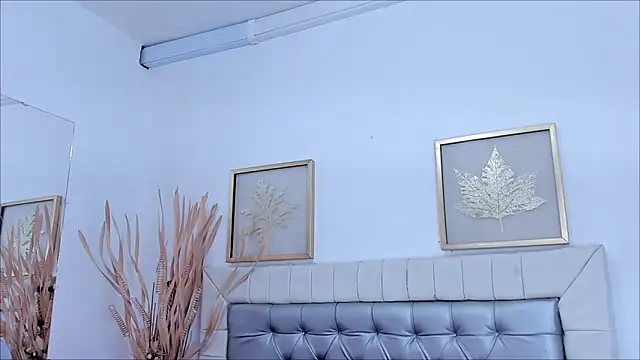 Hanna_Dolls webcam