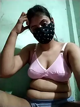 Puja-32 webcam