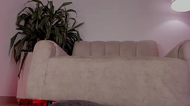 sara_gwen webcam