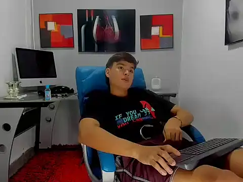 liam_person_ webcam